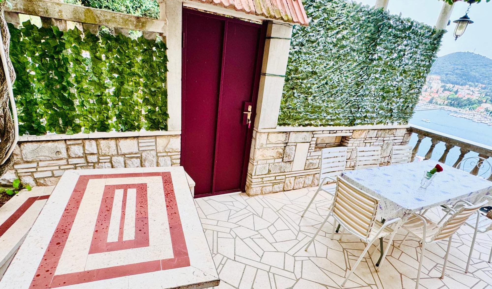 Holiday home Dalmatian House, Spacious Stone Terraces, Balcony , Views