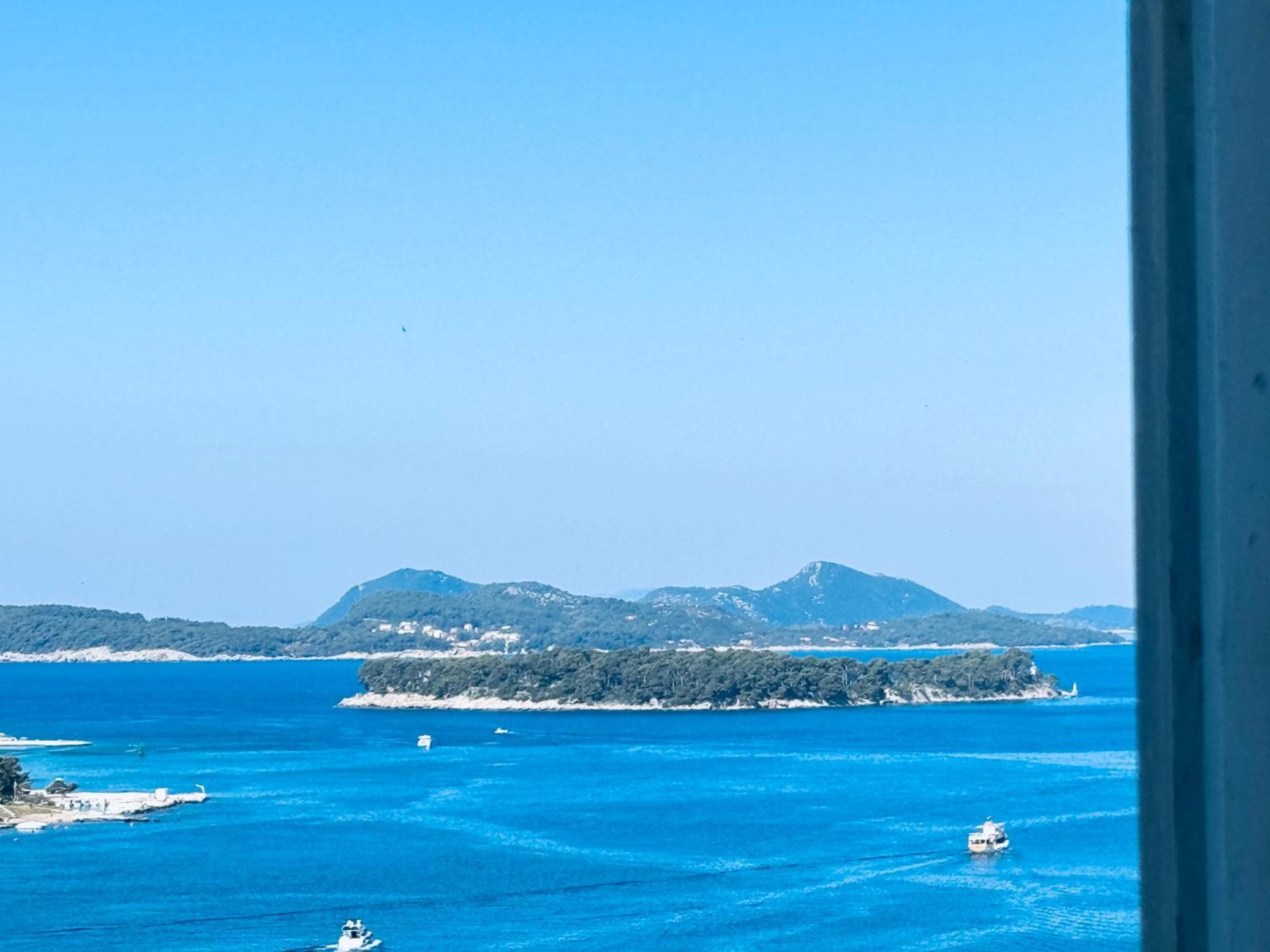 Holiday home Dalmatian House, Spacious Stone Terraces, Balcony , Views Dubrovnik