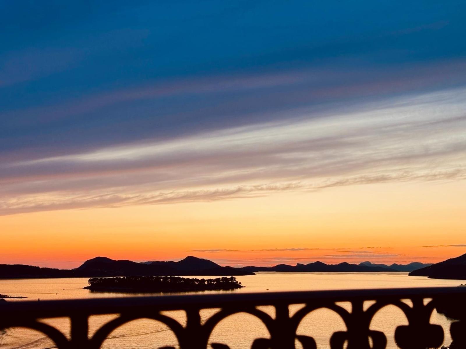 Dalmatian House, Spacious Stone Terraces, Balcony , Views Holiday home Dubrovnik