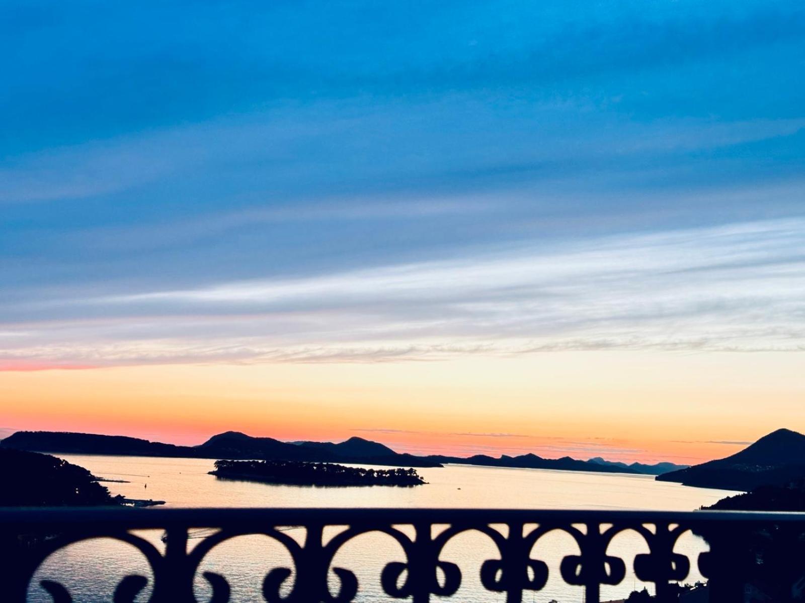 Vakantiehuis Dalmatian House, Spacious Stone Terraces, Balcony , Views *