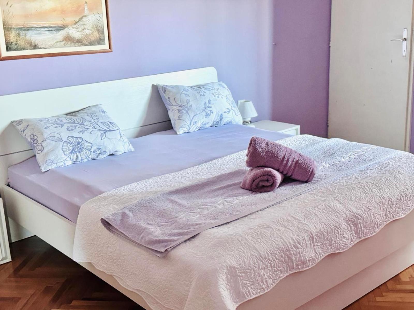 Dalmatian House, Spacious Stone Terraces, Balcony , Views *