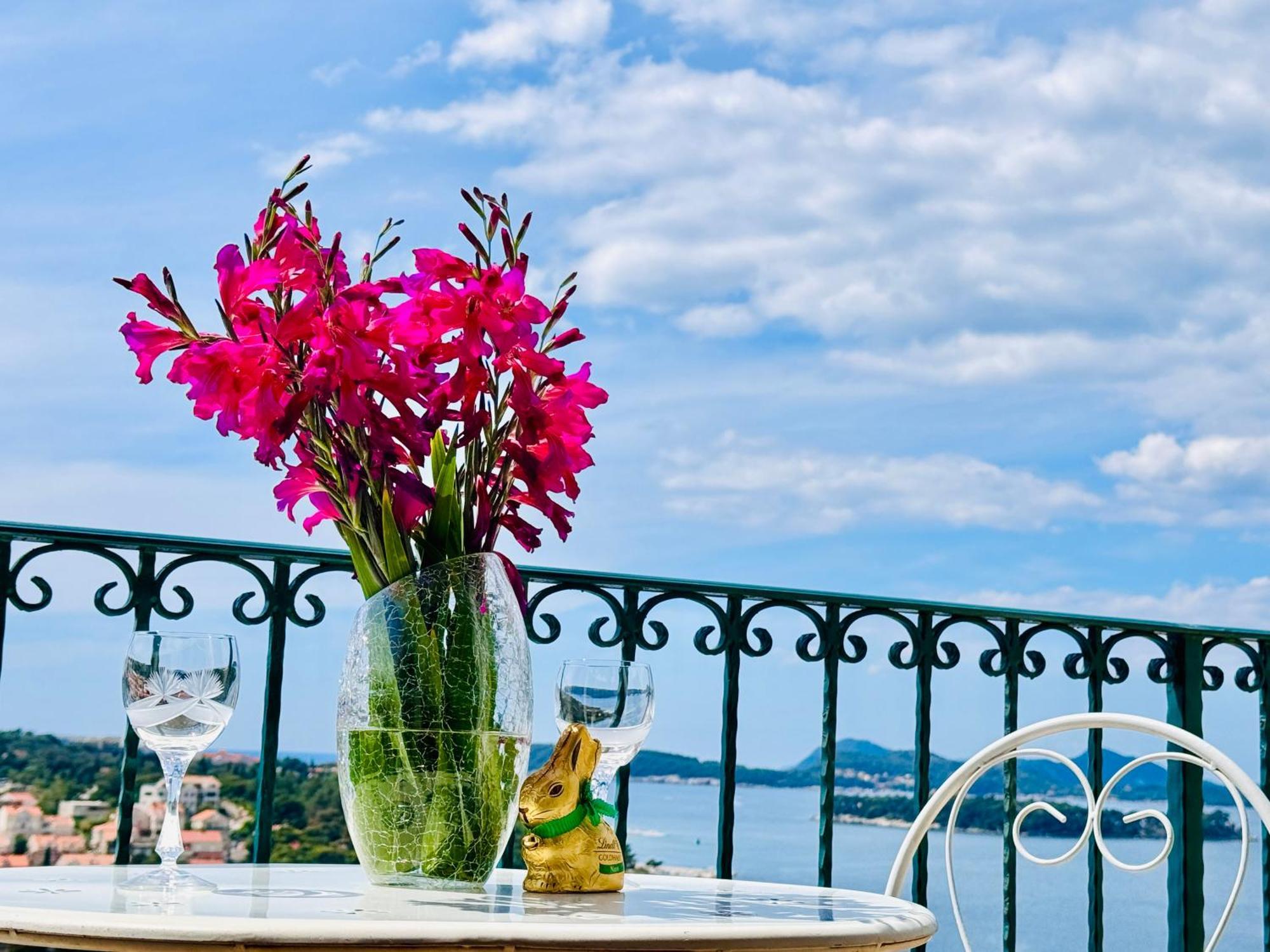 Dalmatian House, Spacious Stone Terraces, Balcony , Views * Dubrovnik