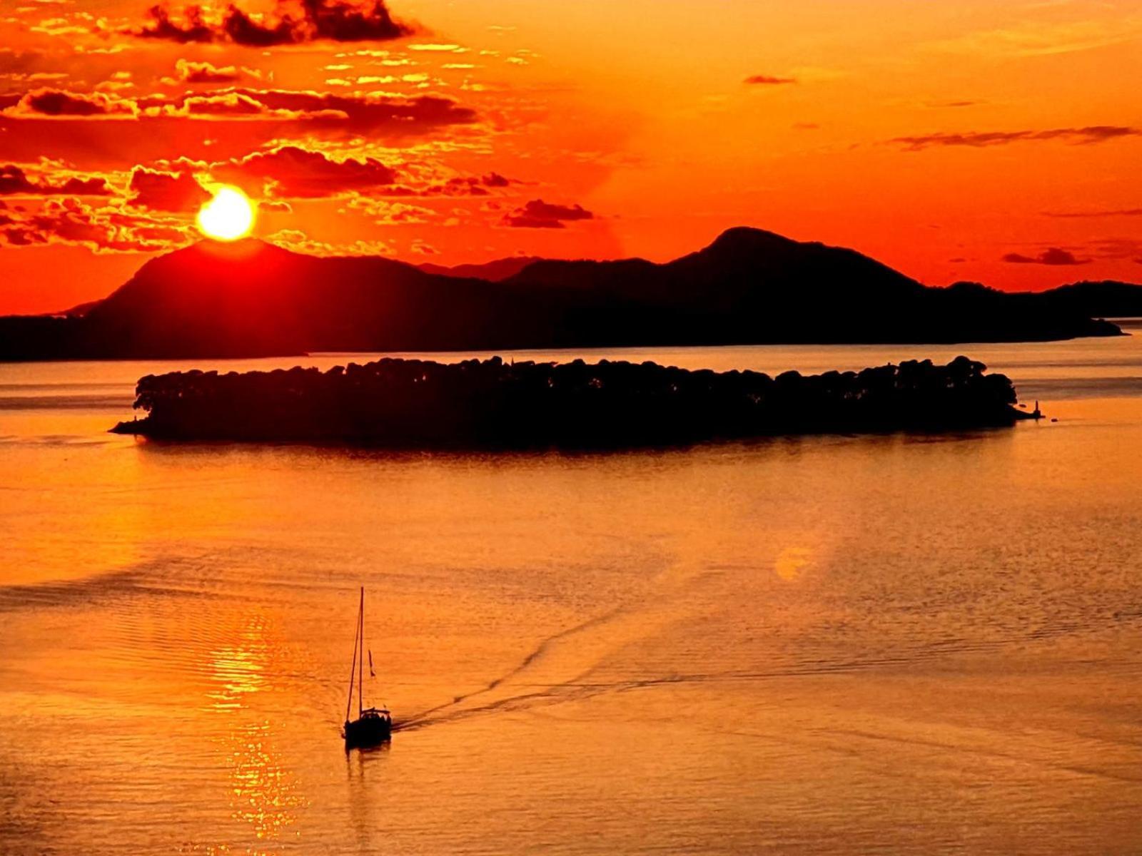 Dalmatian House, Spacious Stone Terraces, Balcony , Views Holiday home Dubrovnik